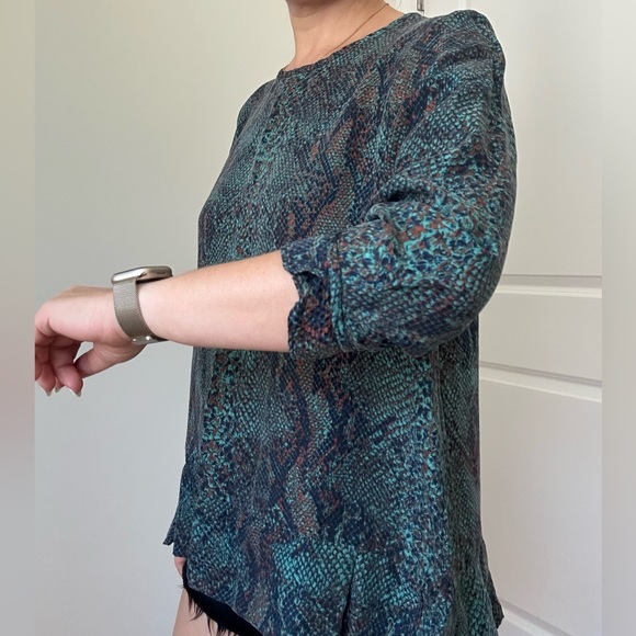 Snake Skin Printed 100% Silk Top - Picture 3 of 6